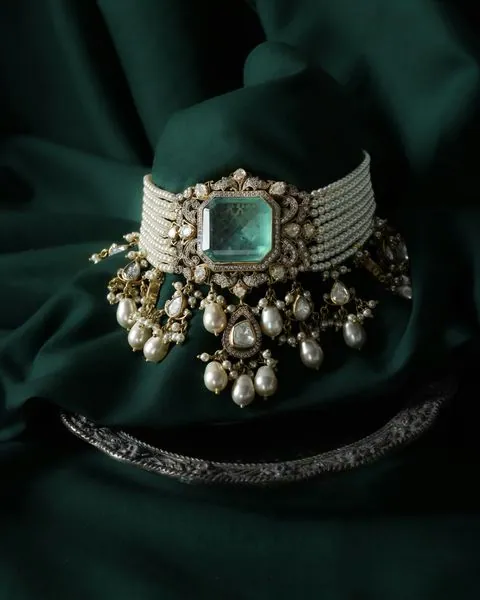Royal Diamond Floral Necklace Set